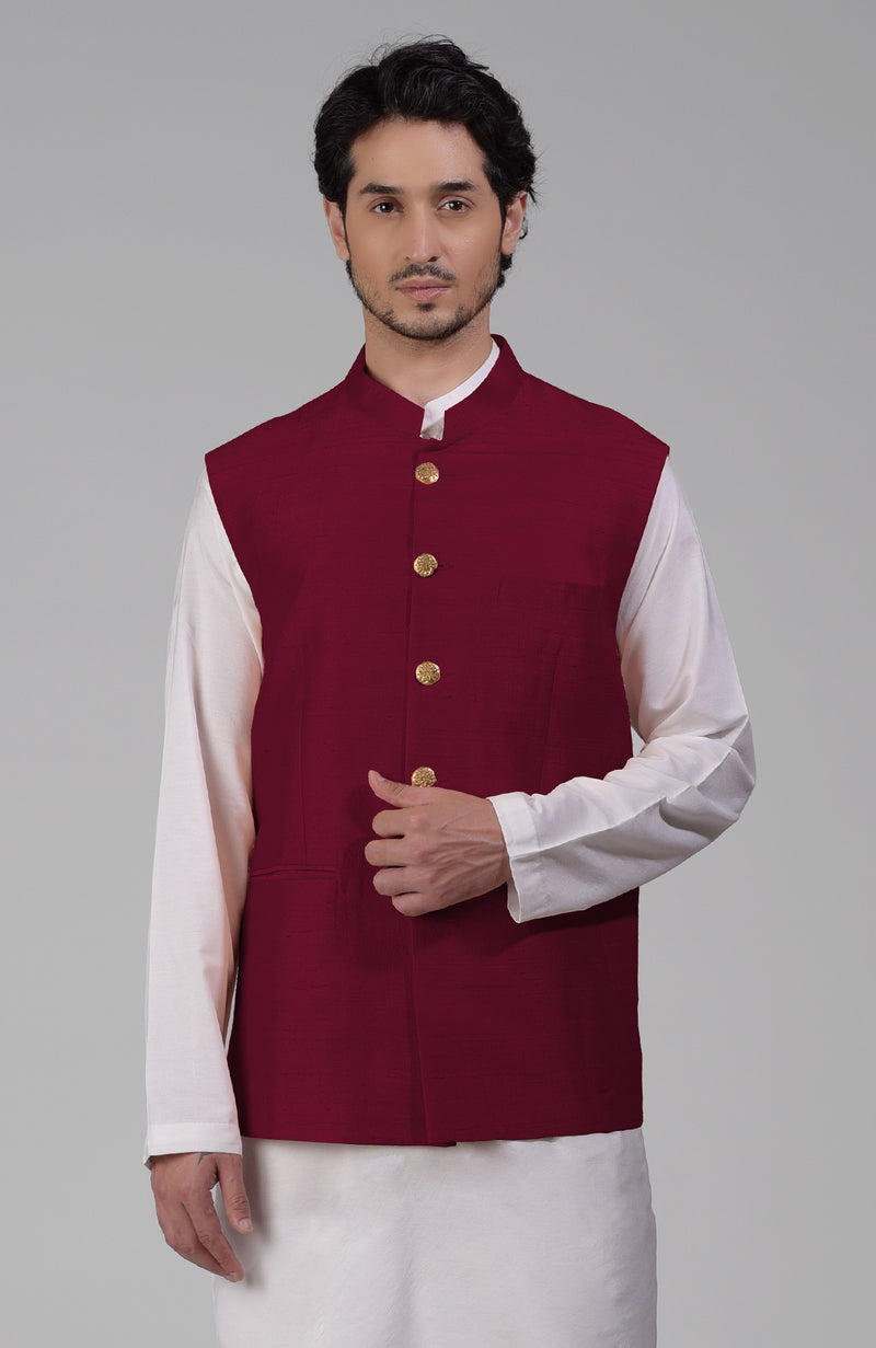 Different colour outlet waistcoat to jacket