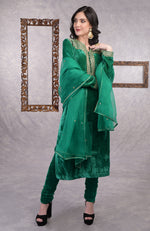 Rich Green Zardozi Hand Embroidered Kurta Set