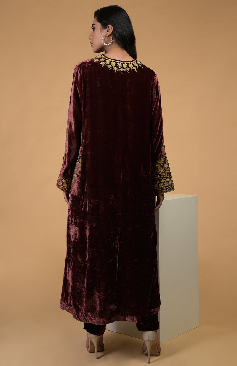 Rusty Rose Kashmiri Tilla Aari Embroidered Choga Kurta Set