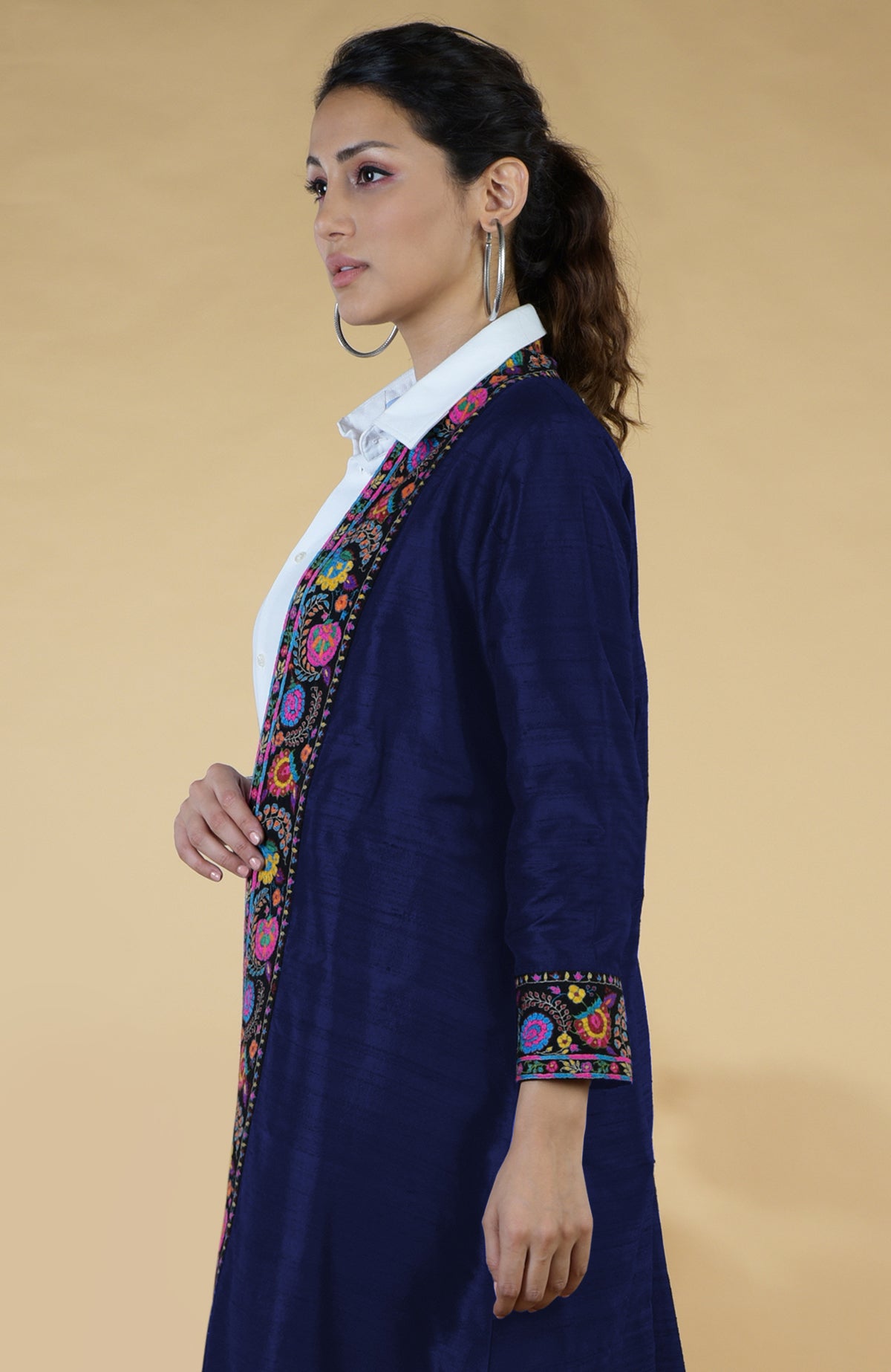 Kashmiri Jacket at Best Price in New Delhi, Delhi | Javid Tradings Pvt. Ltd.